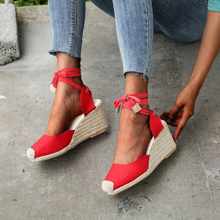 Closed-Toe Wedge Sandals for Women – Chic & Comfortable Style