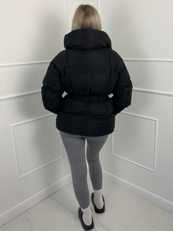 CALISTA™ | Puffer Coat with Short Belt