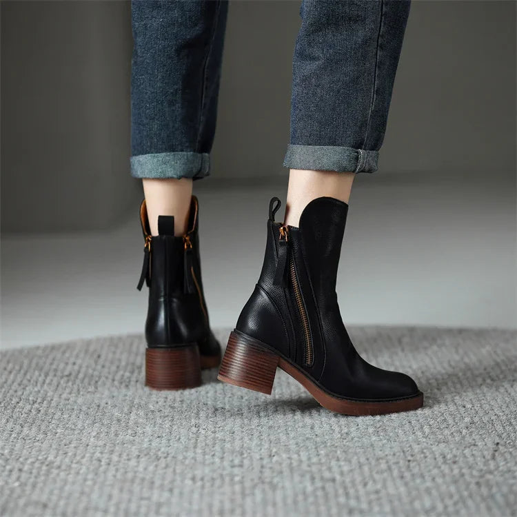 Minimalist Ankle Boots for Women – Effortlessly Stylish & Comfortable