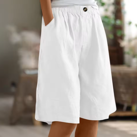 Linda | Everyday Shorts