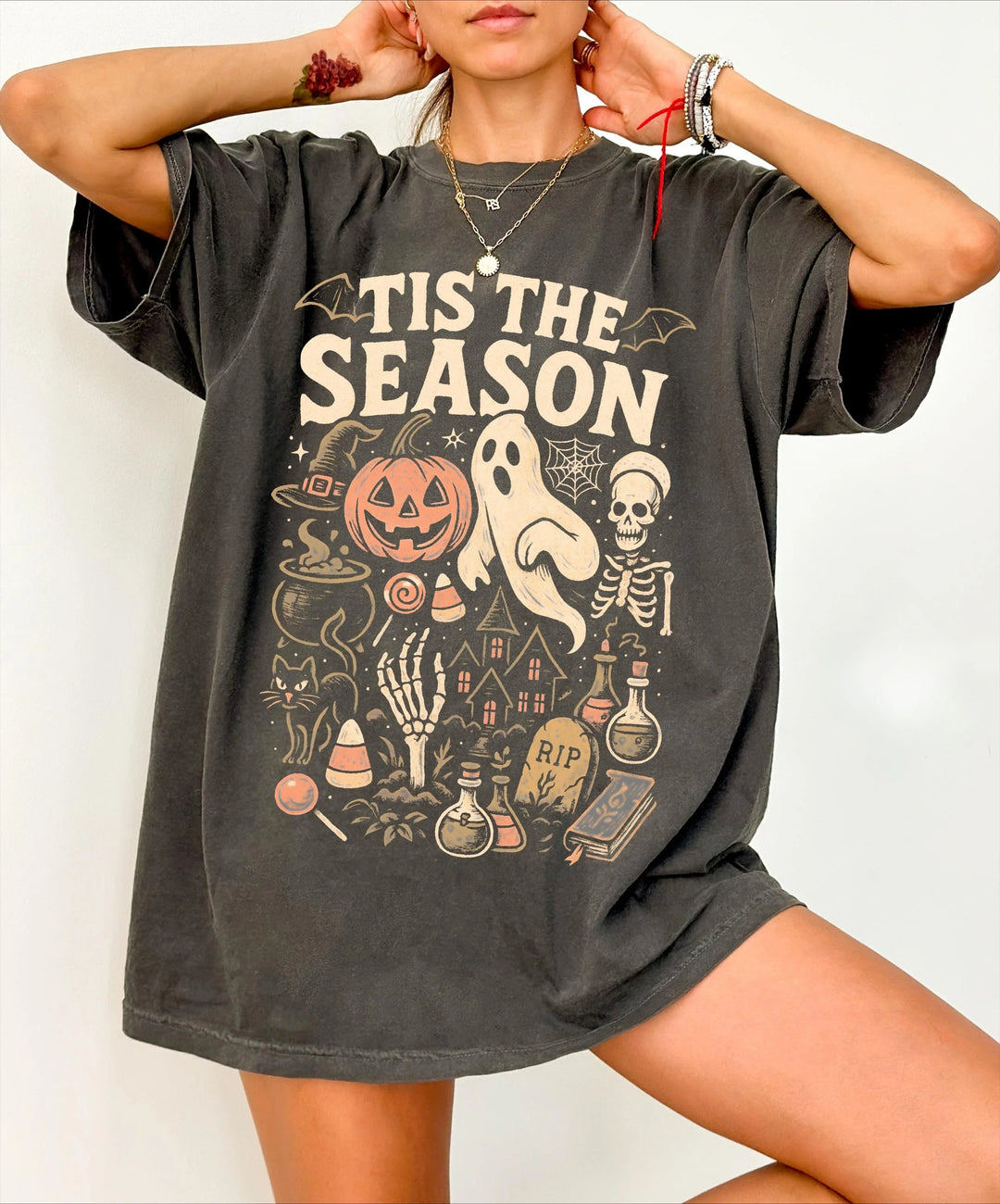 Vintage "It's The Season" Halloween Skeleton Pumpkin T-Shirt