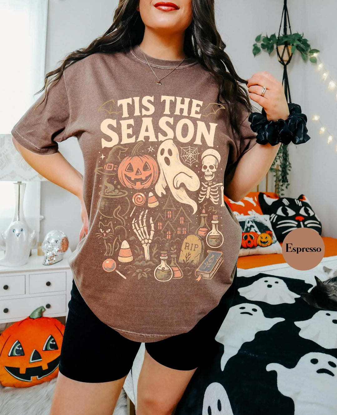 Vintage "It's The Season" Halloween Skeleton Pumpkin T-Shirt