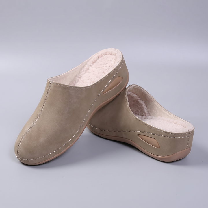 Molly | Women's Cozy Clog Slippers